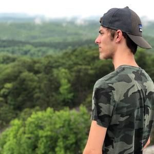 Meet your Posher, Justin